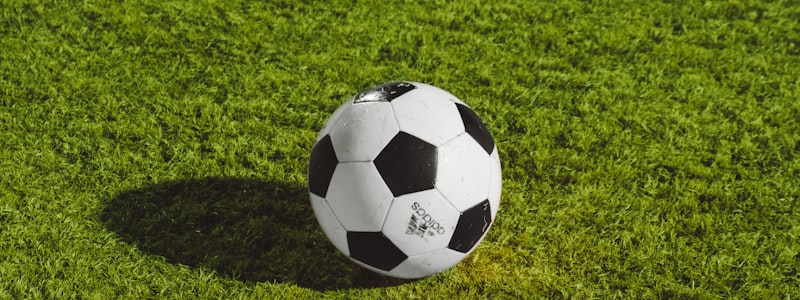 TK体育足球赛事高清直播画面截图，显示欧冠比赛现场